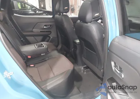 2025 Nissan Kicks Sr Intelligent Awd из США, поврежденный, VIN 3N8AP6DD3SL356484